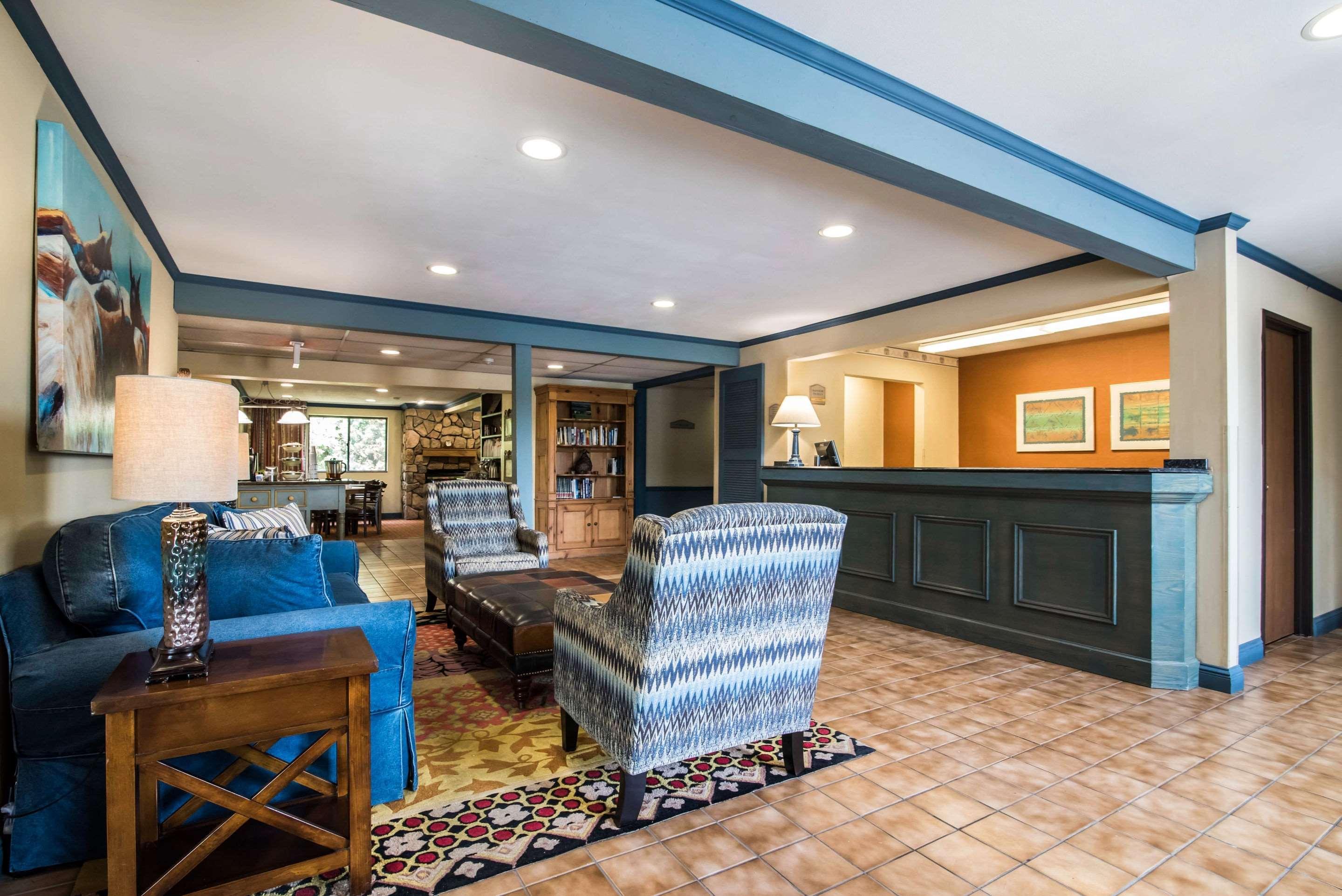 Quality Inn Cortland - University Area Εξωτερικό φωτογραφία